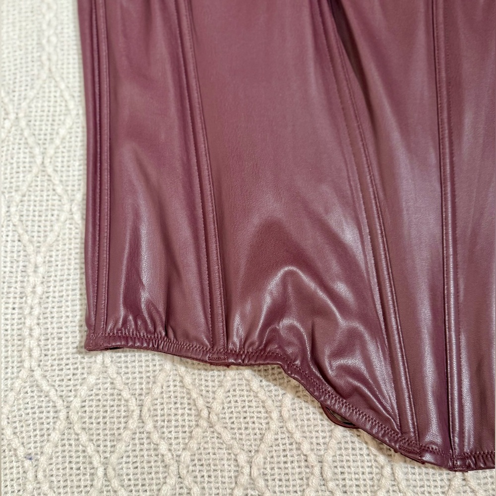 Victoria's Secret Burgundy Corset Top - NWT - Picture 9 of 12